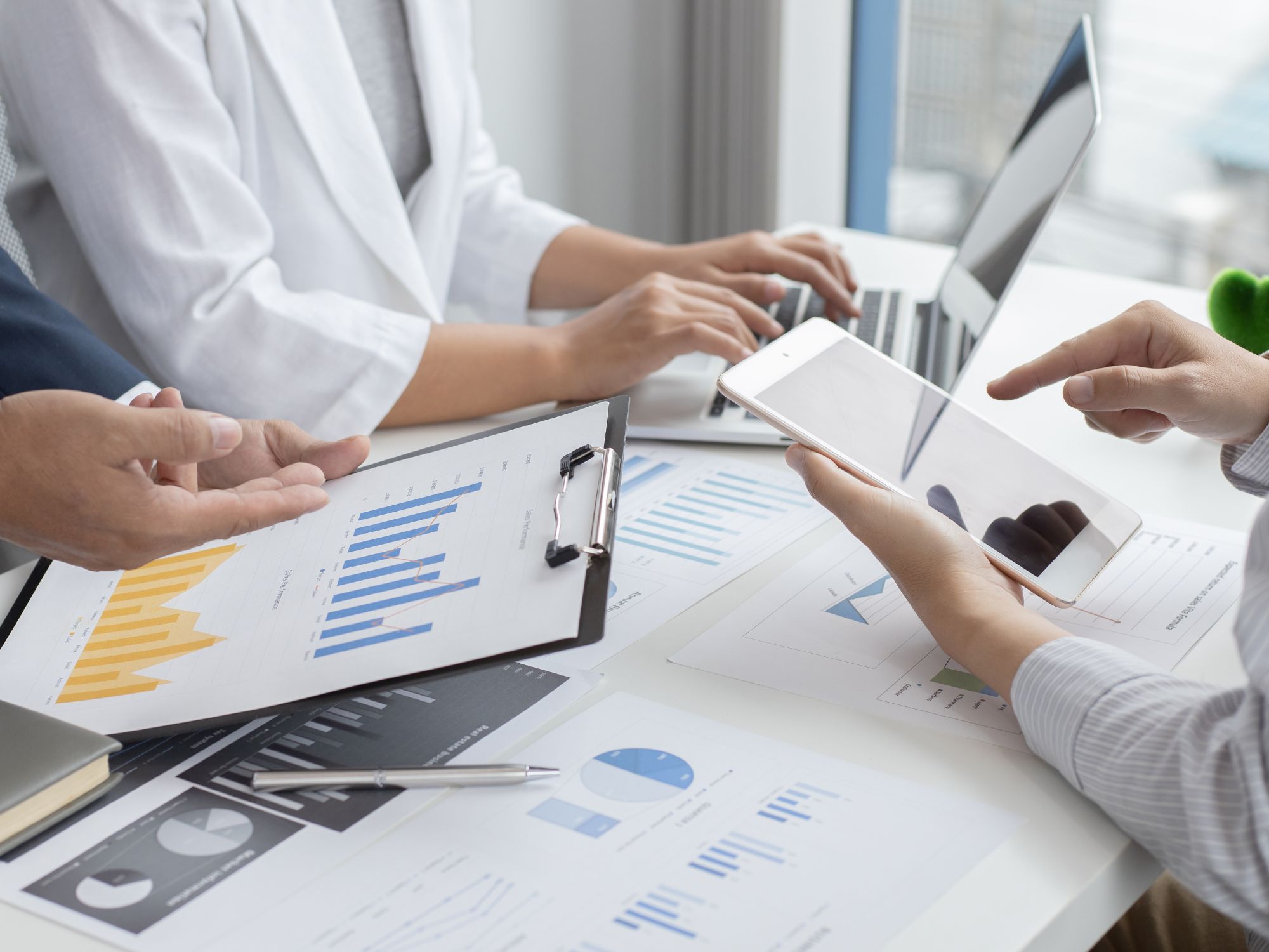 How QHSE dashboards turn data into action